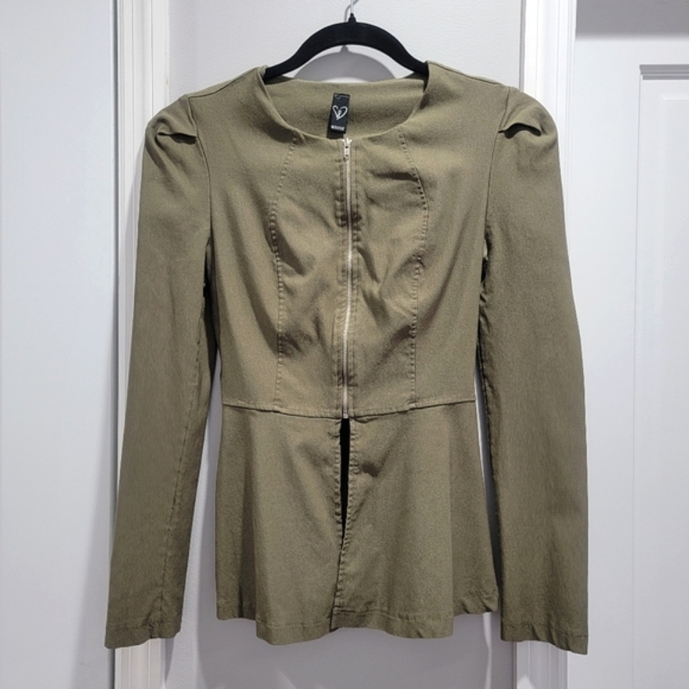 Windsor Green Fluted Bottom Zip Up Jacket